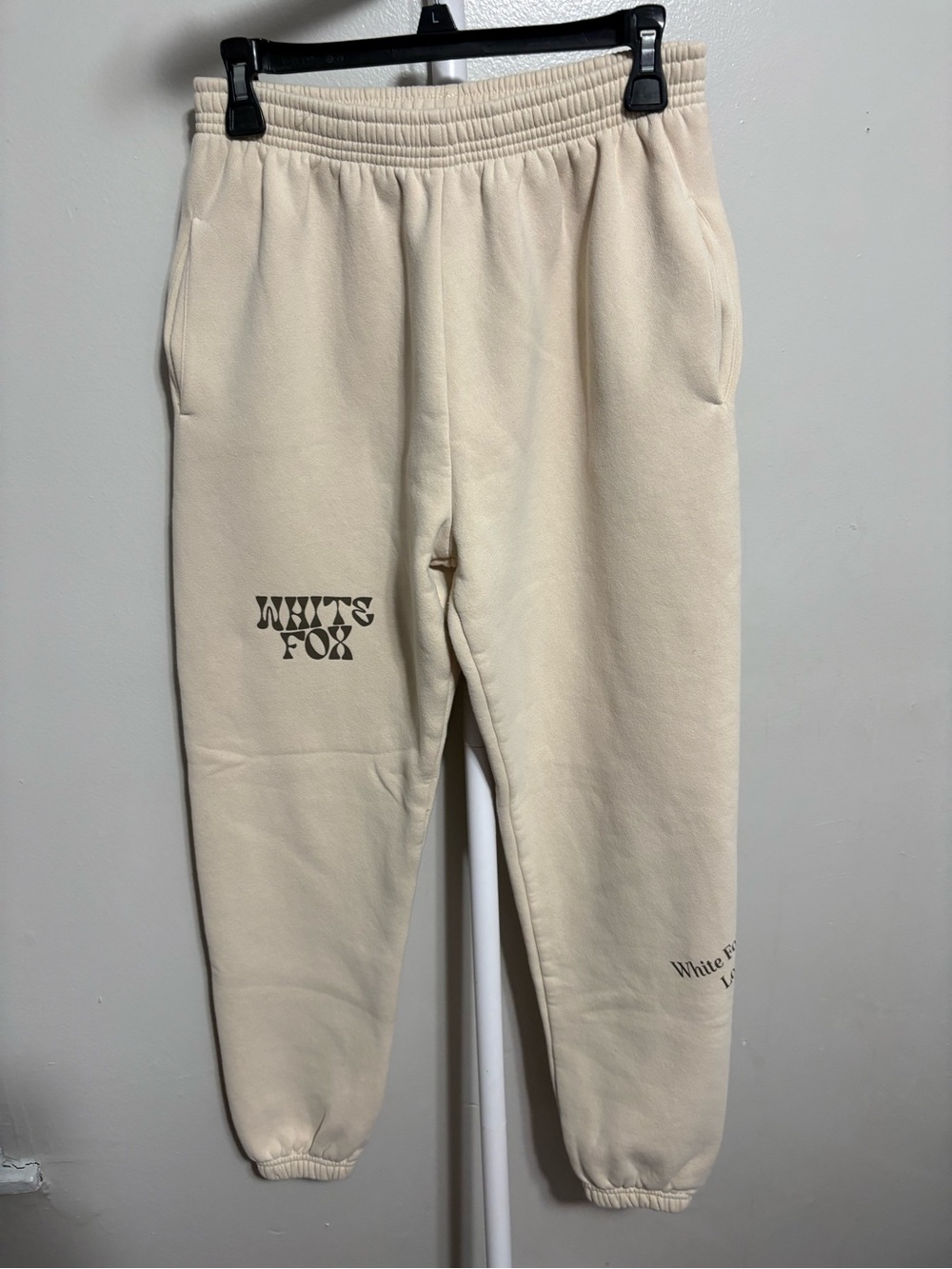 Women’s White Fox Cream Logo Jogger Sweatpants Sz.S